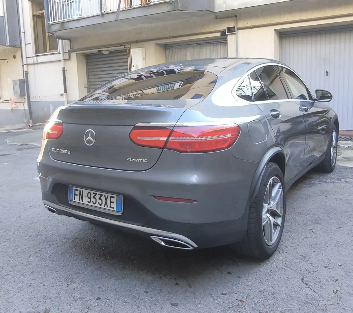 Mercedes-Benz GLC 250 250d AMG  4matic coupé Grigio - 2