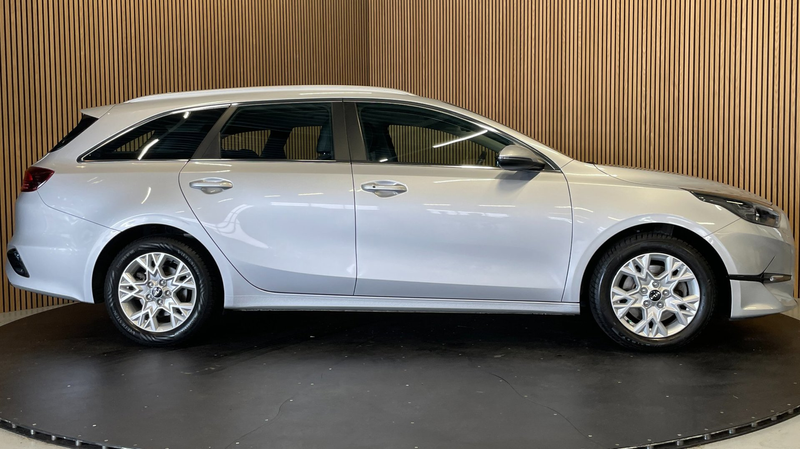Kia Ceed SW / cee'd SW Sportswagon 1.0 T-GDi DynamicPlusLine|120PK|1/2 LE — photo 24