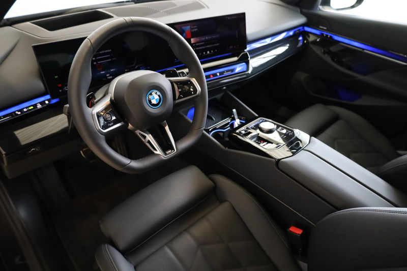 BMW 530 5 Serie Touring 530e M Sportpakket Pro | Panoramad — photo 8