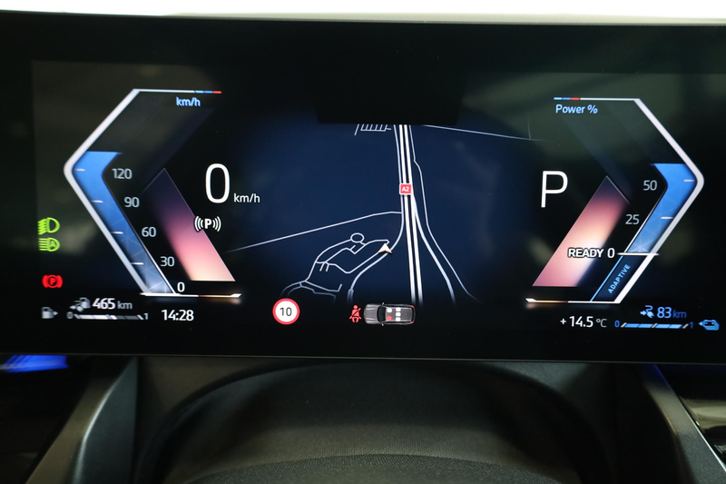 BMW 530 5 Serie Touring 530e M Sportpakket Pro | Panoramad — photo 13