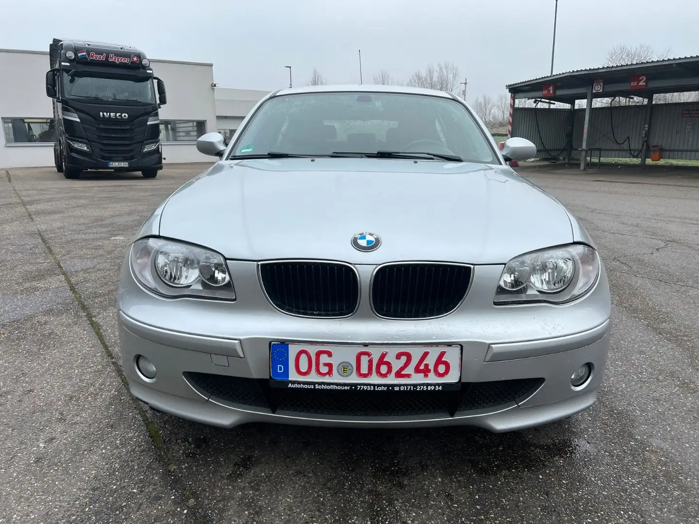 BMW 116 i *4-Türer*TÜV* Silber - 2