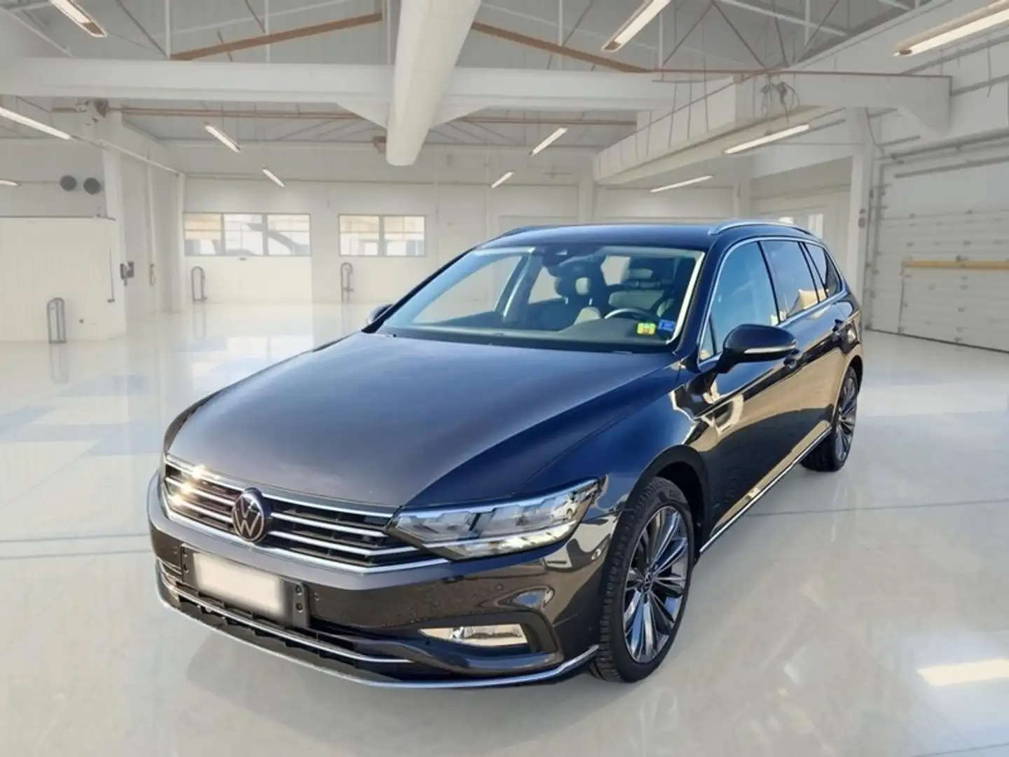 Volkswagen Passat Variant 2.0 TDI SCR EVO 110kW Executive DSG - 1