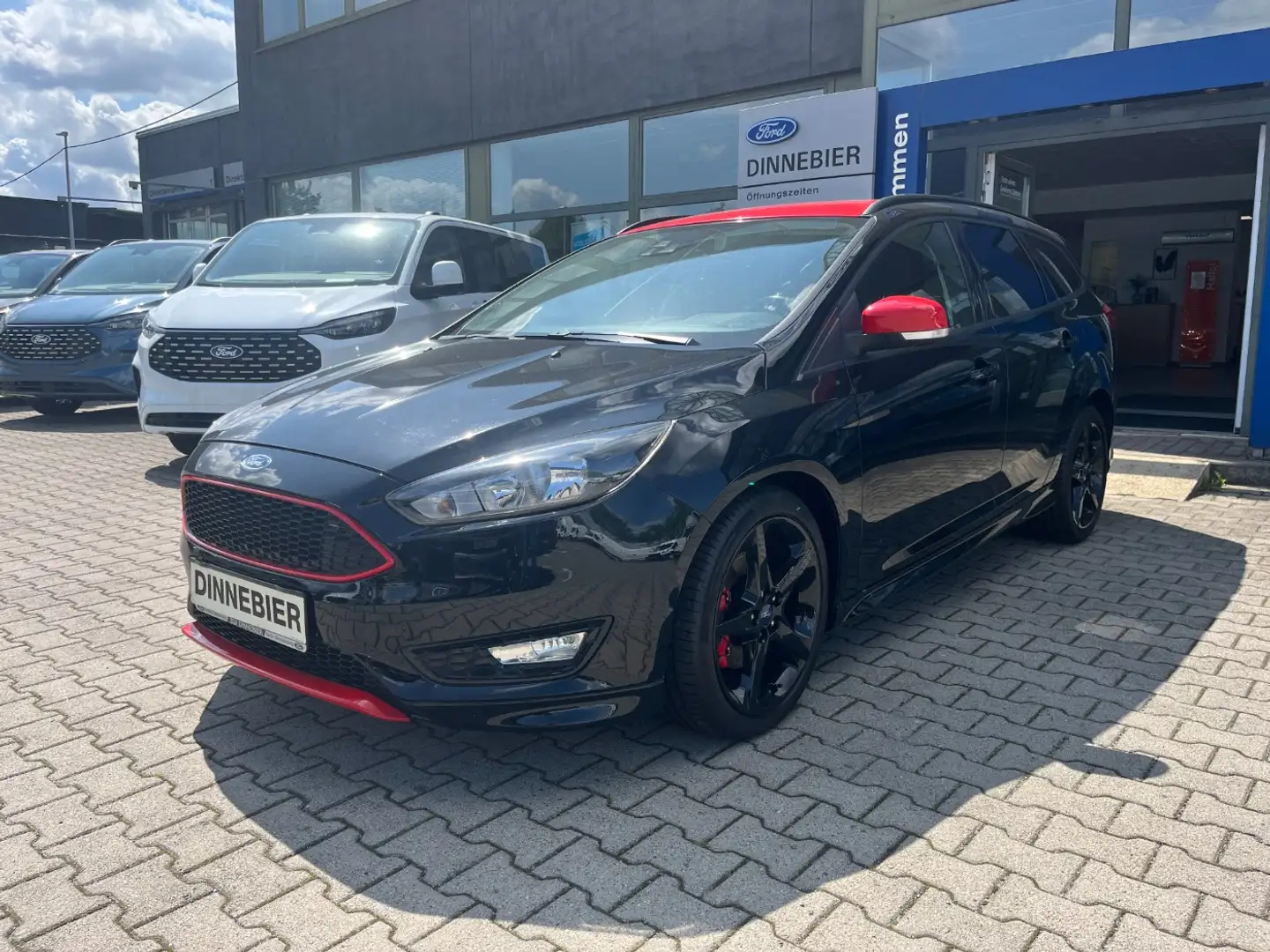 Ford Focus Sport 1.5 Winterpaket+Klimaautomatik Noir - 2