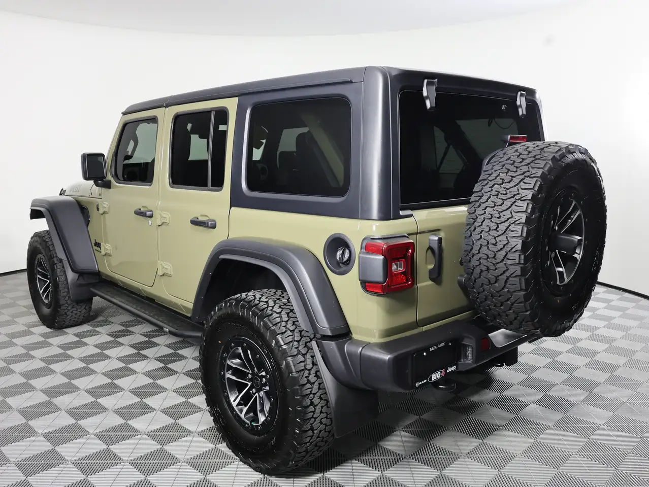 Jeep Wrangler снимка Jeep Wrangler
