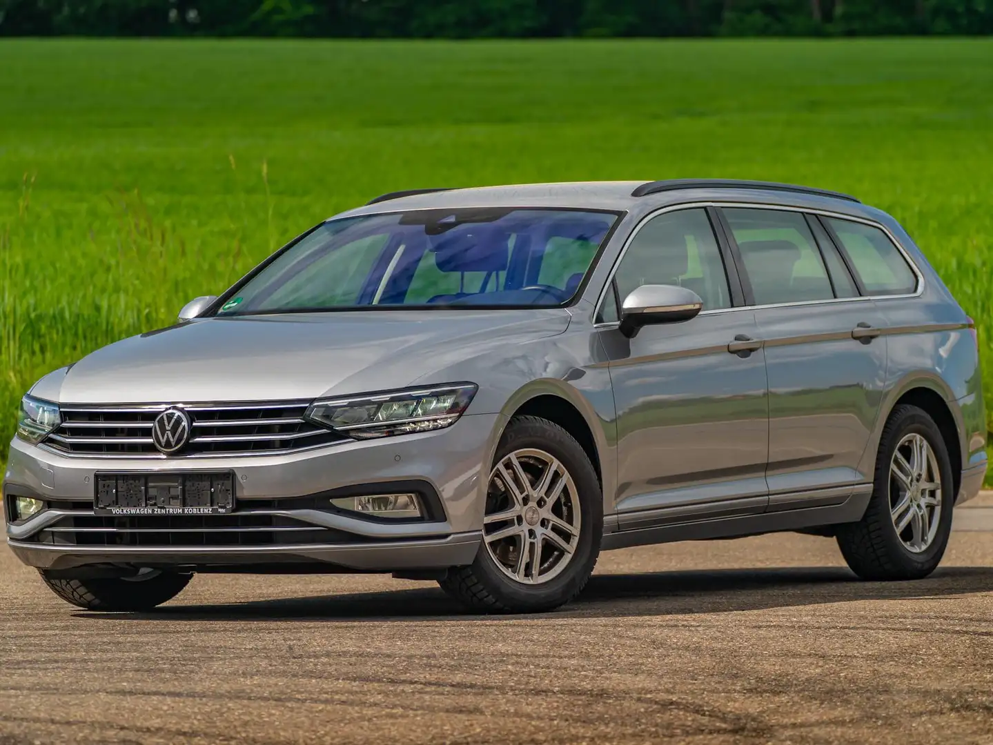 Volkswagen Passat Variant Business Gris - 1