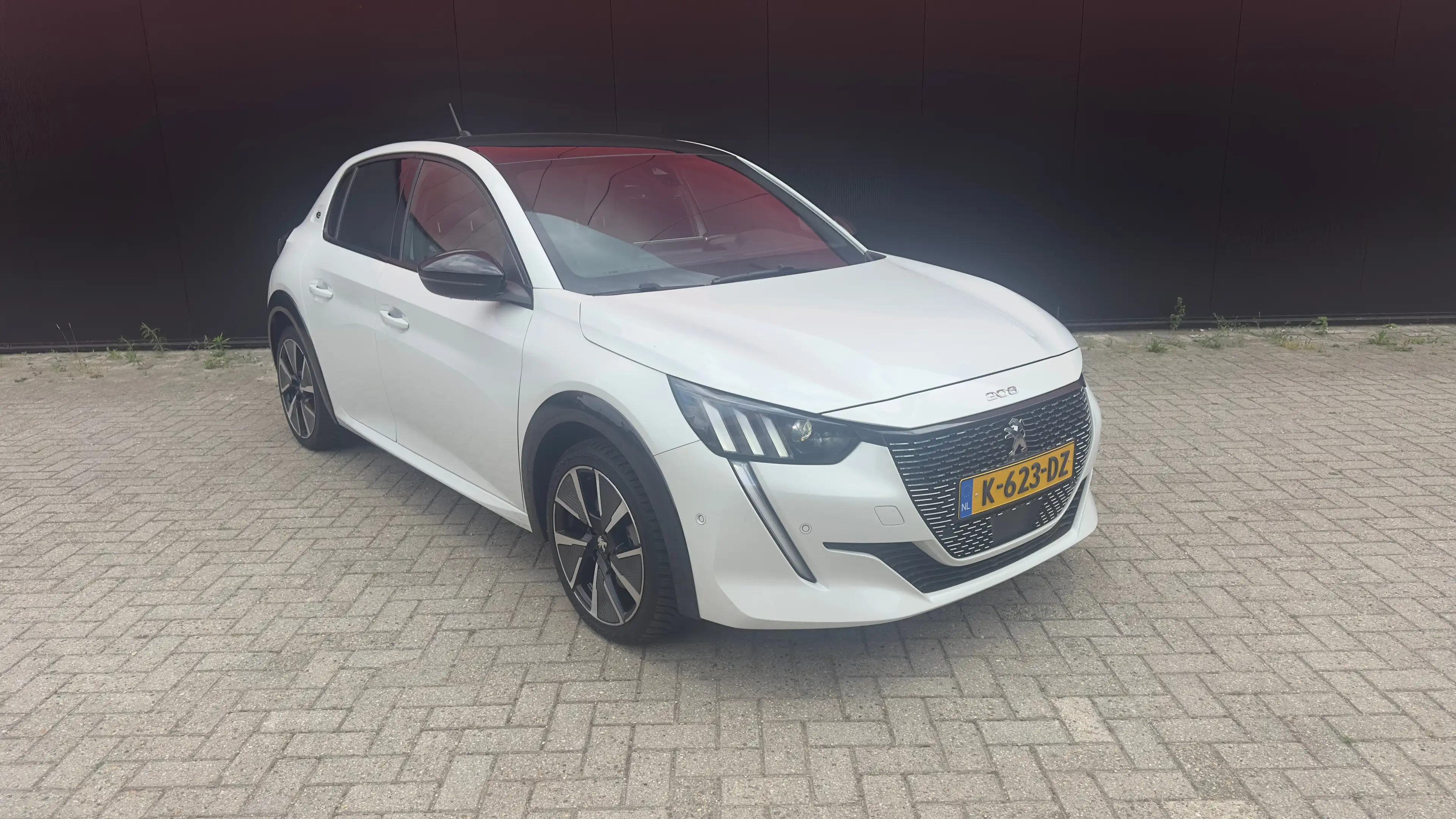 Peugeot e-208 EV GT 350 50 kWh | 3-fase | Pano | Camera | Adap C — photo 7