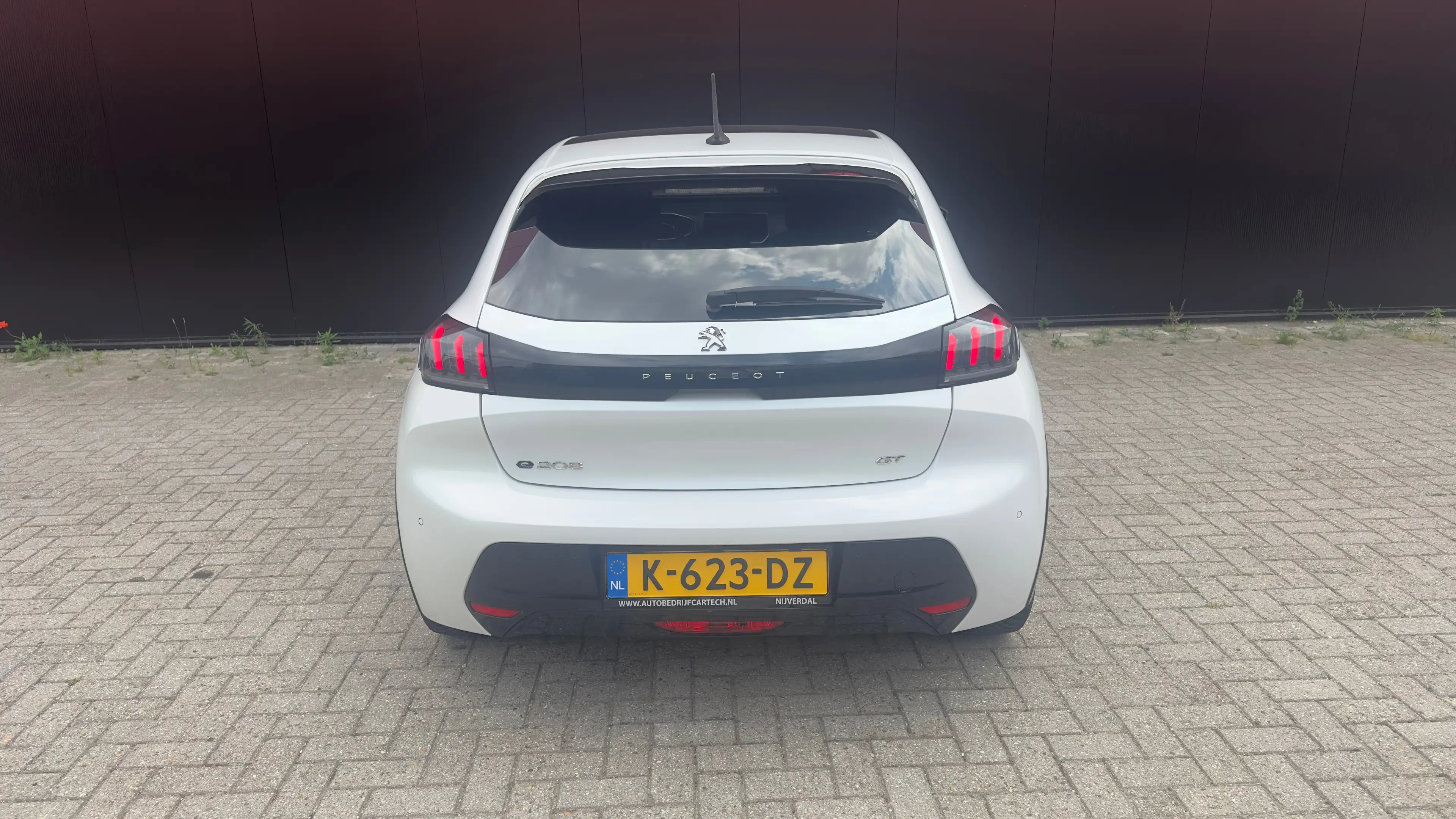 Peugeot e-208 EV GT 350 50 kWh | 3-fase | Pano | Camera | Adap C — photo 13