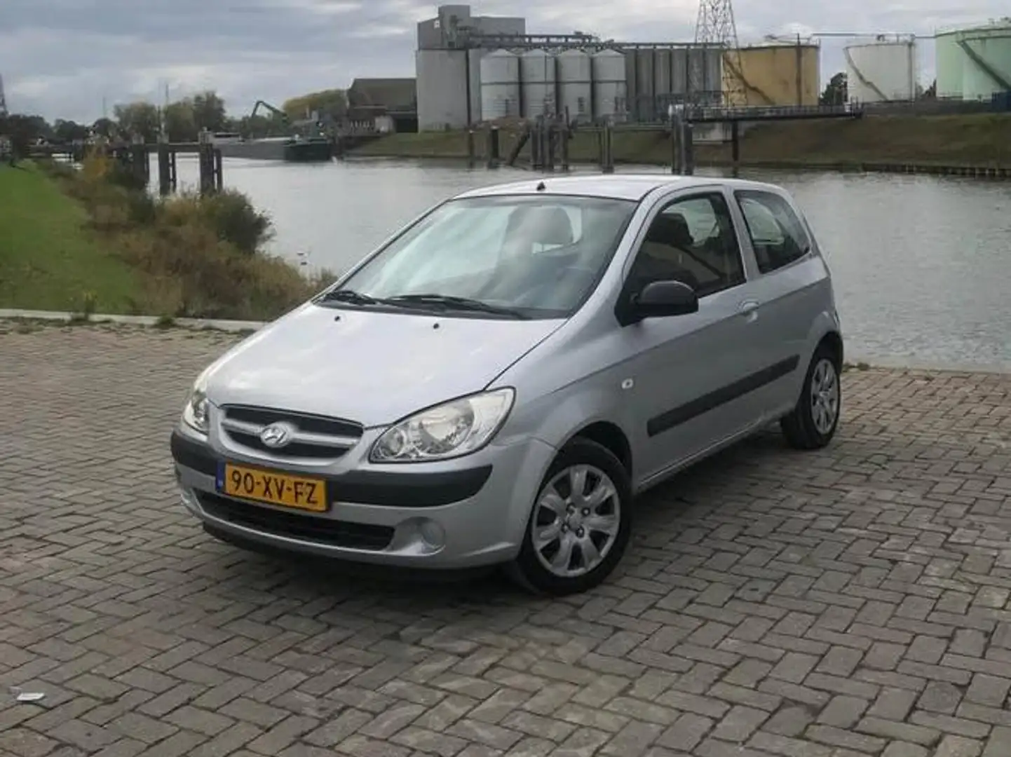 Hyundai Getz Getz 1.1i Active Young Zilver - 1