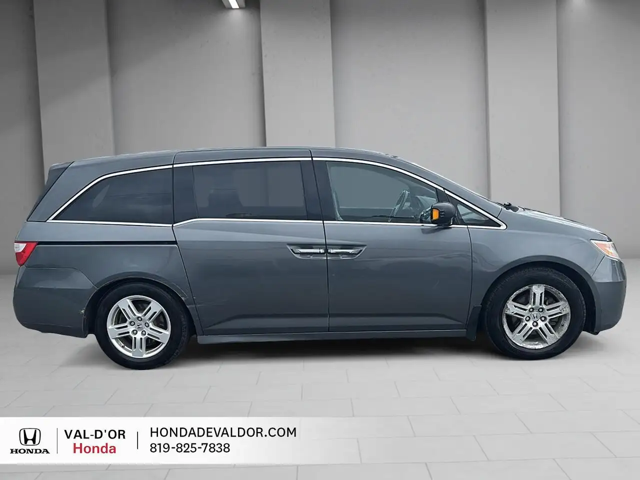Honda Odyssey снимка Honda Odyssey