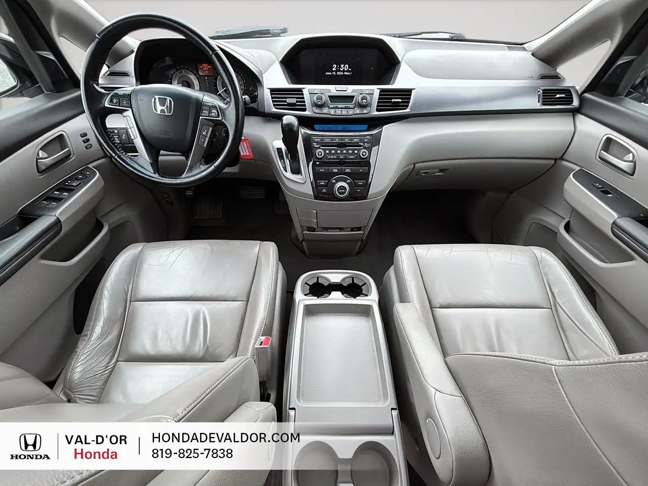 Honda Odyssey снимка Honda Odyssey