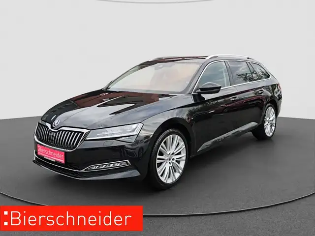 Skoda Superb Combi 2.0L TDI DSG Style AHK NAVI STHZG RFK ACC SH