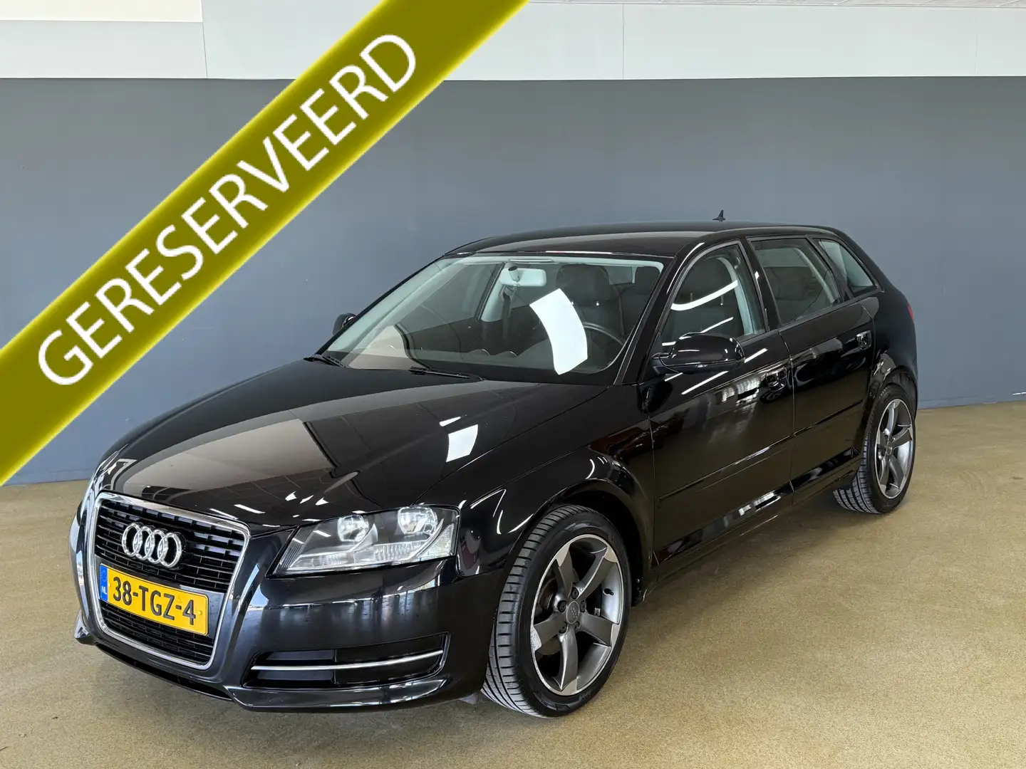 Audi A3 Sportback 1.2 TFSI Attraction Pro Line Business | Fekete - 1