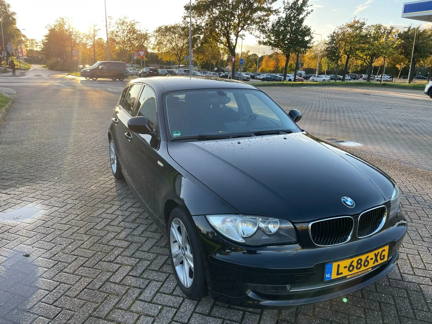 BMW 116 i Zwart - 2