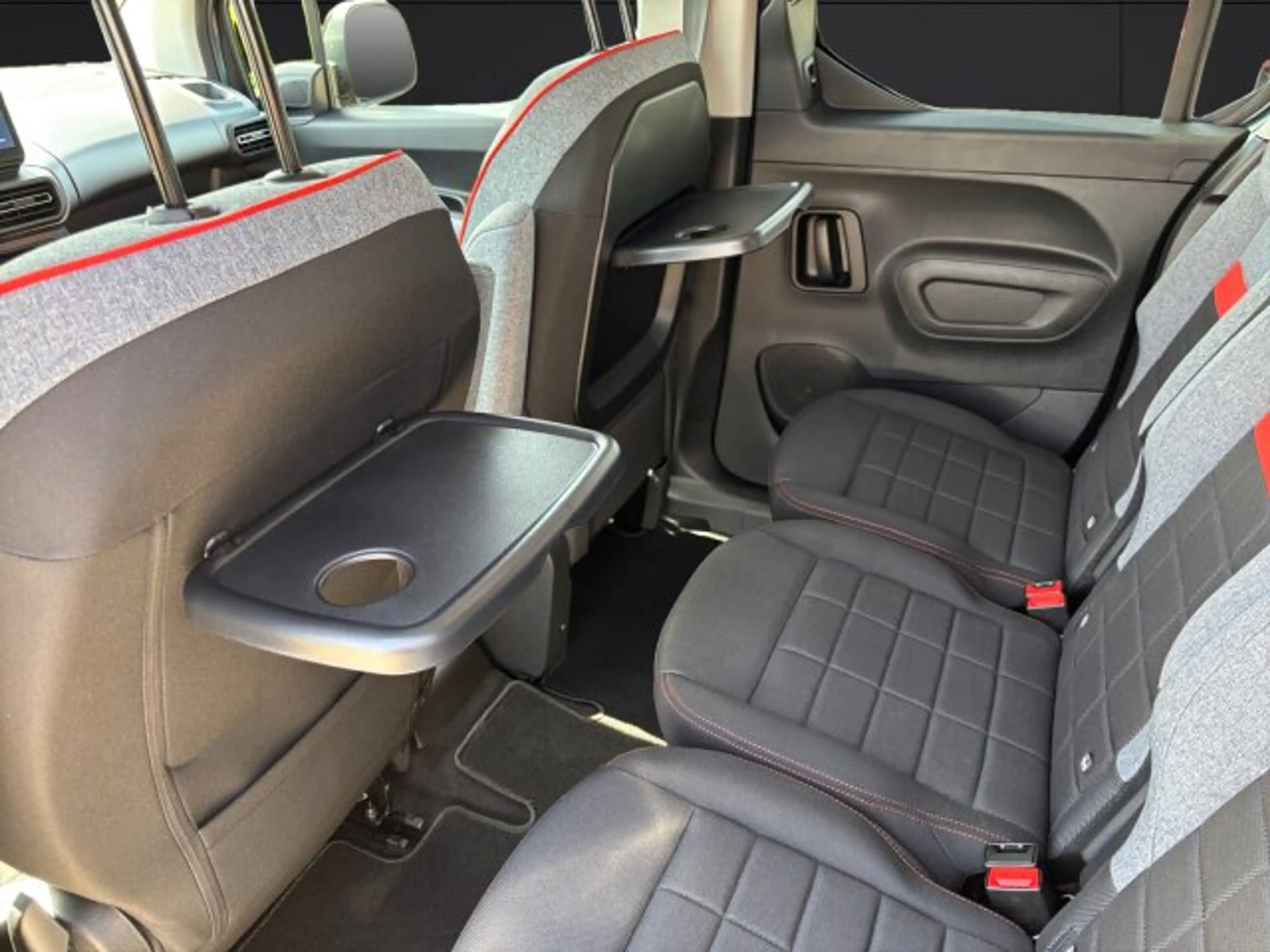 Citroen Berlingo Berlingo M 130 MAX BAR +180°Kamera+NAV+ACC+LHZ+ — photo 15