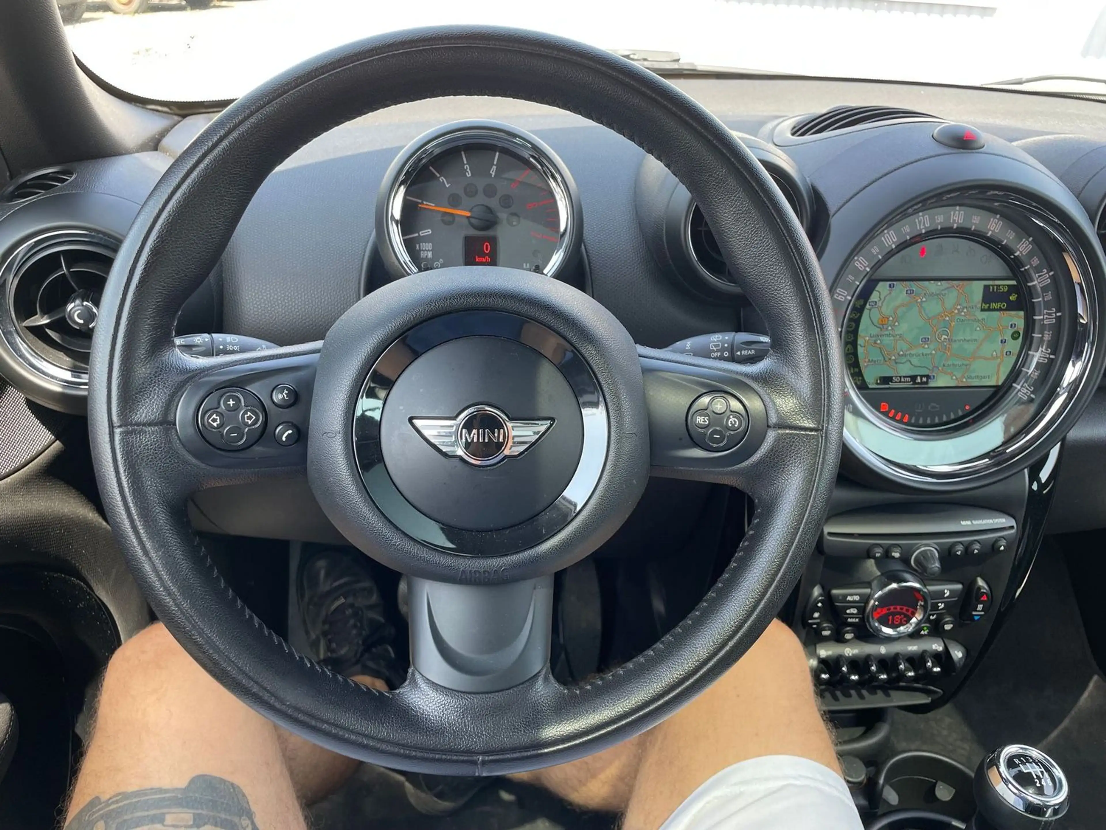 MINI Cooper D Countryman   Leder  Navi  Bi-Xenon — photo 12
