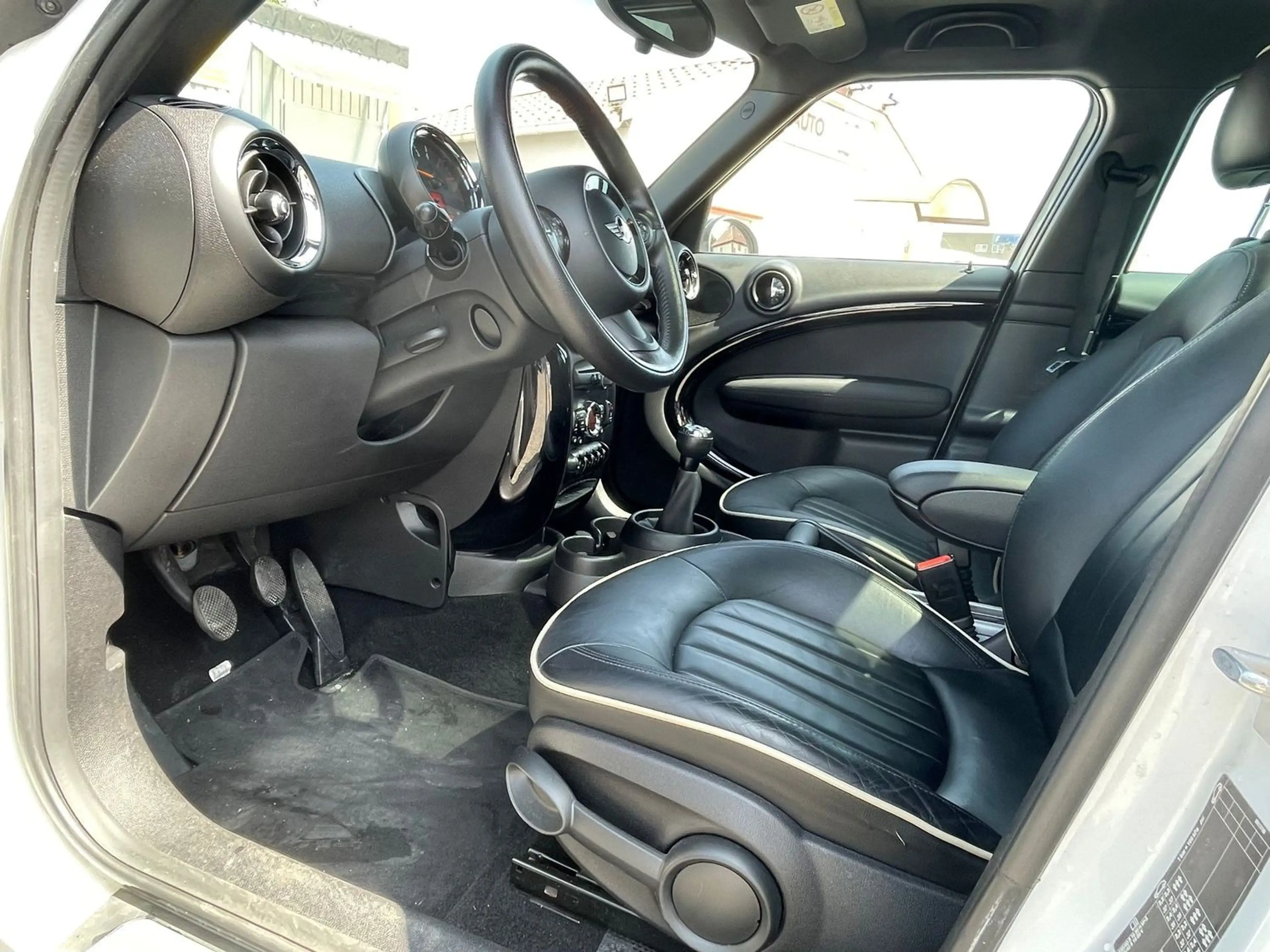 MINI Cooper D Countryman   Leder  Navi  Bi-Xenon — photo 10