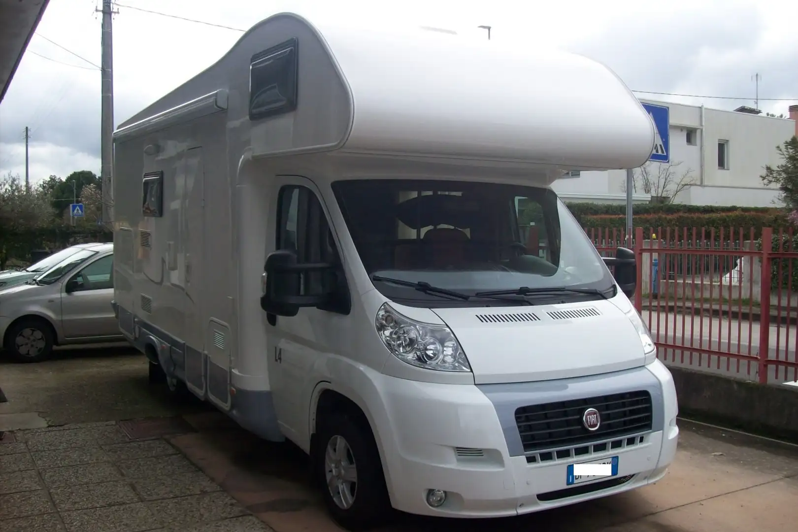 Fiat SEA spa versione Sharky L4 Bianco - 2