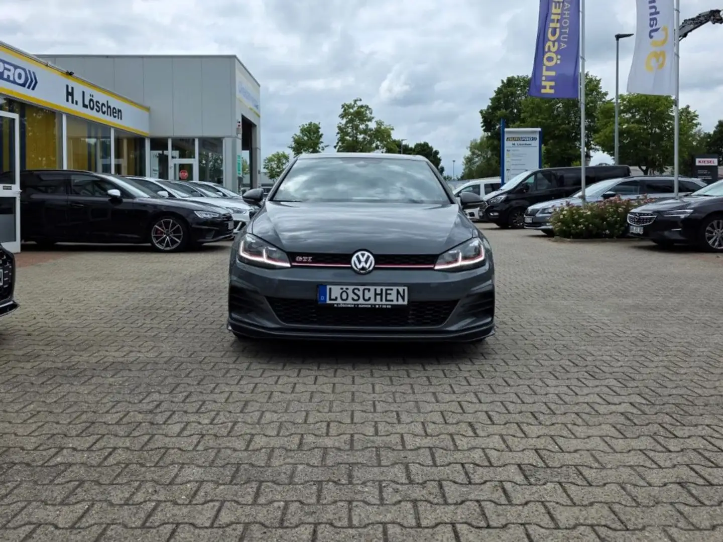 Volkswagen Golf VII Limo GTI TCR Pano Akropovic Dyn-Audio Grijs - 2