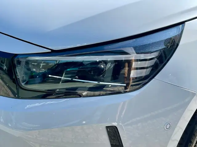 Opel Corsa view 4