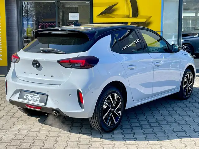 Opel Corsa view 3