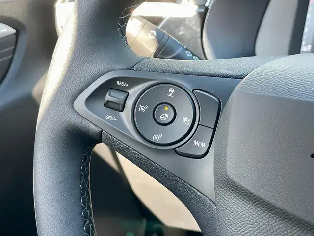 Opel Corsa view 13