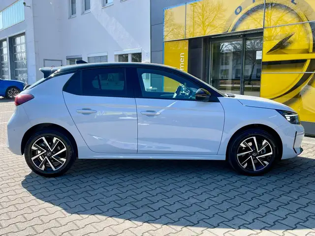 Opel Corsa view 8
