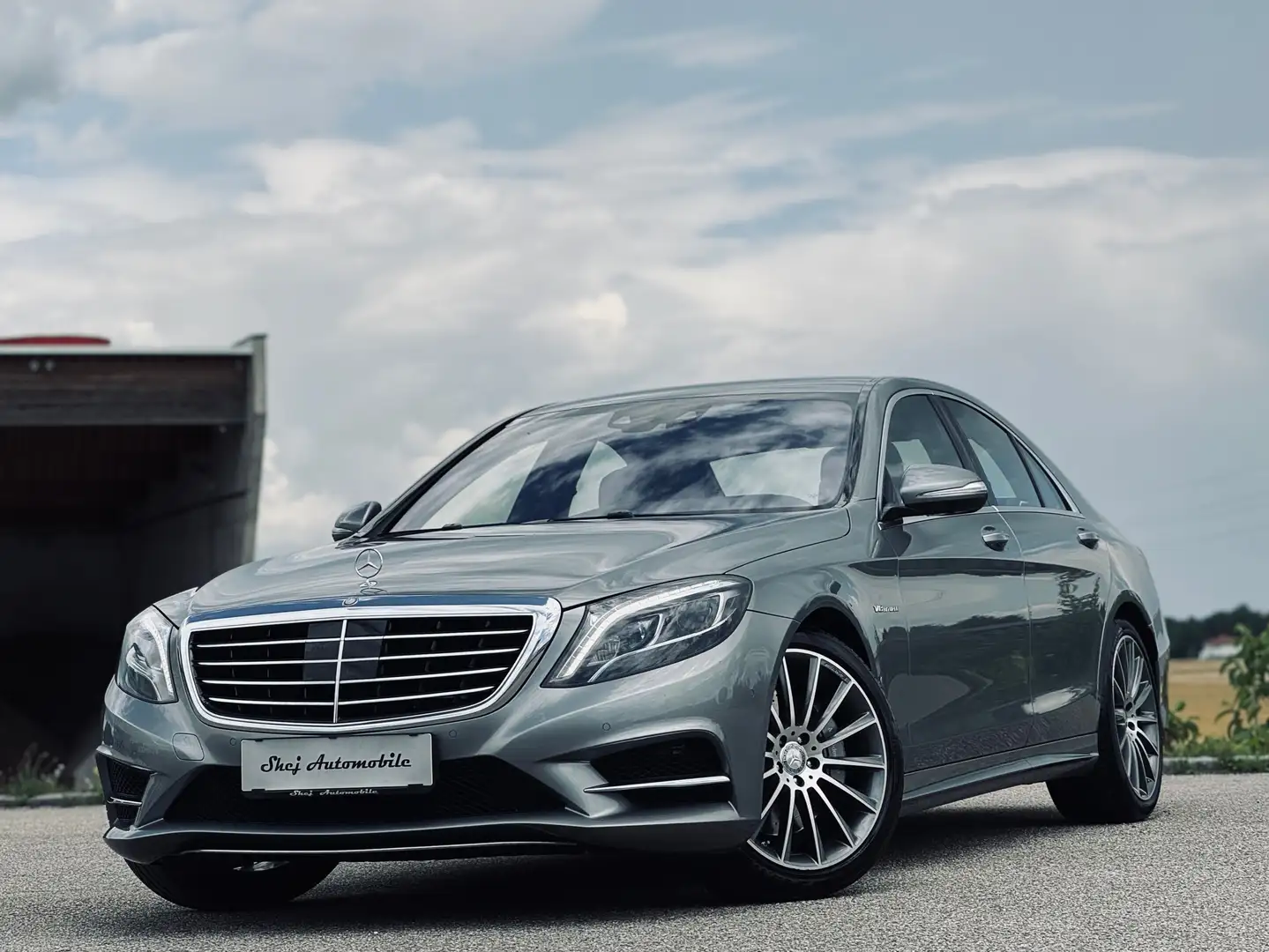 Mercedes-Benz S 500 S 500 V8 *AMG Line*Front & R-Kamera*Keyless* Grau - 1