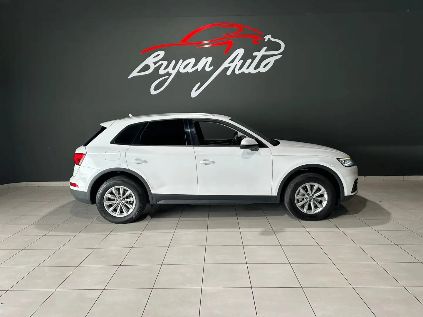 Audi Q5 2.0 tdi quattro 163cv s-tronic - 1