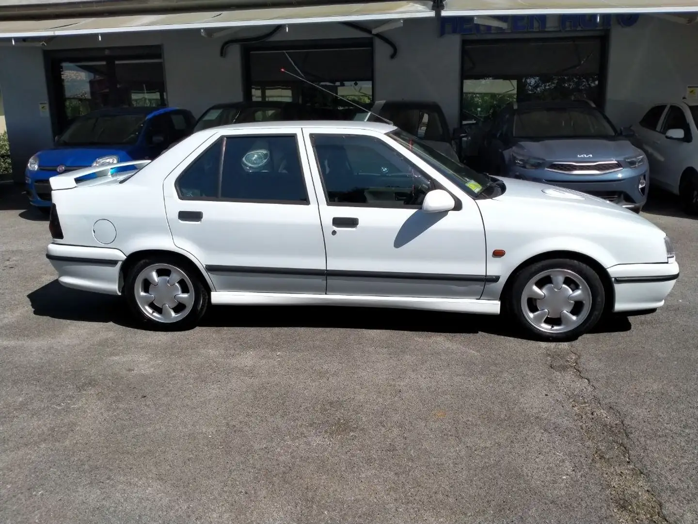 Renault R 19 R19 Chamade 1.8 16v cat. Bianco - 1