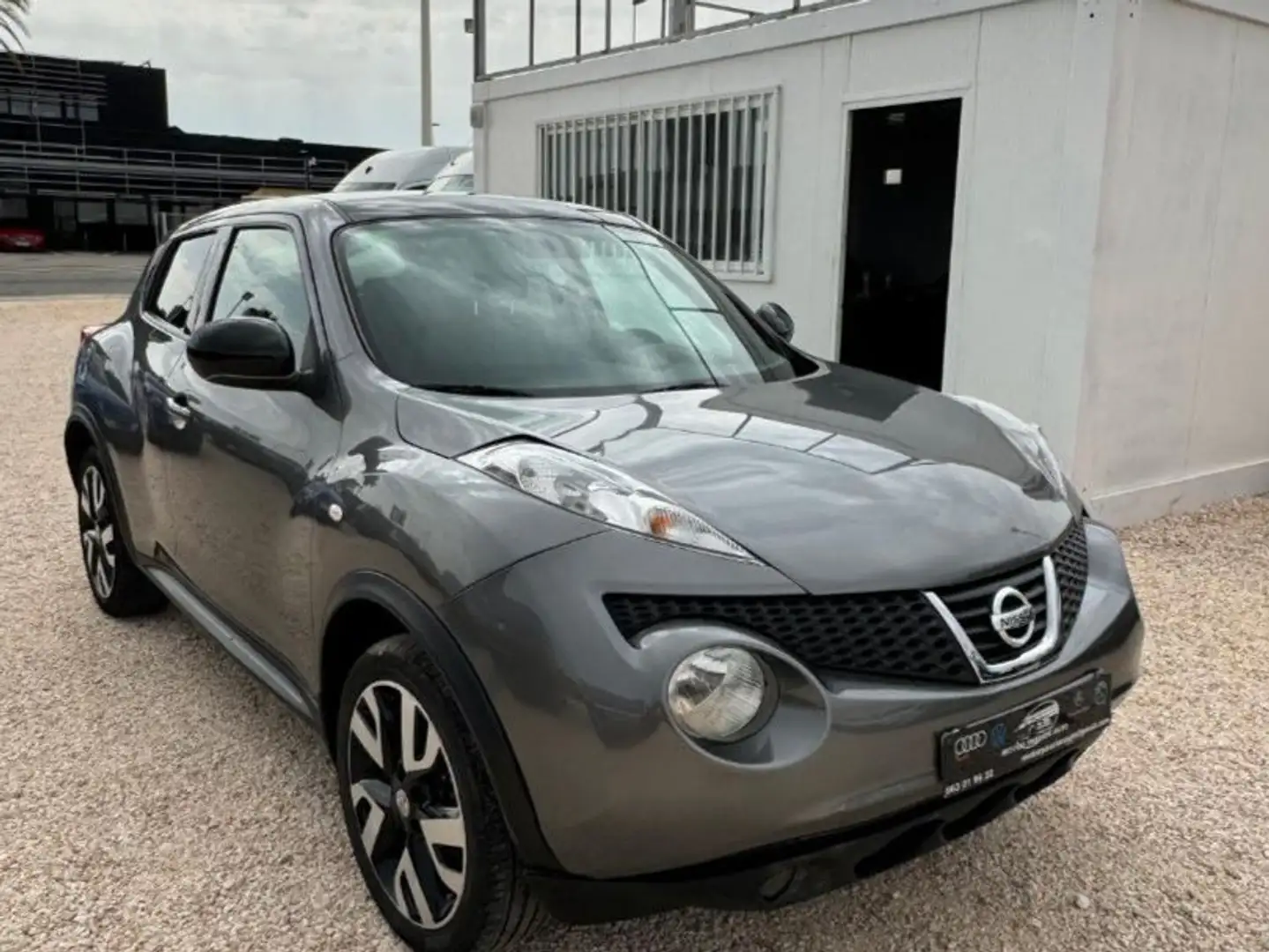 Nissan Juke 1.5dCi Acenta 4x2 Plateado - 2