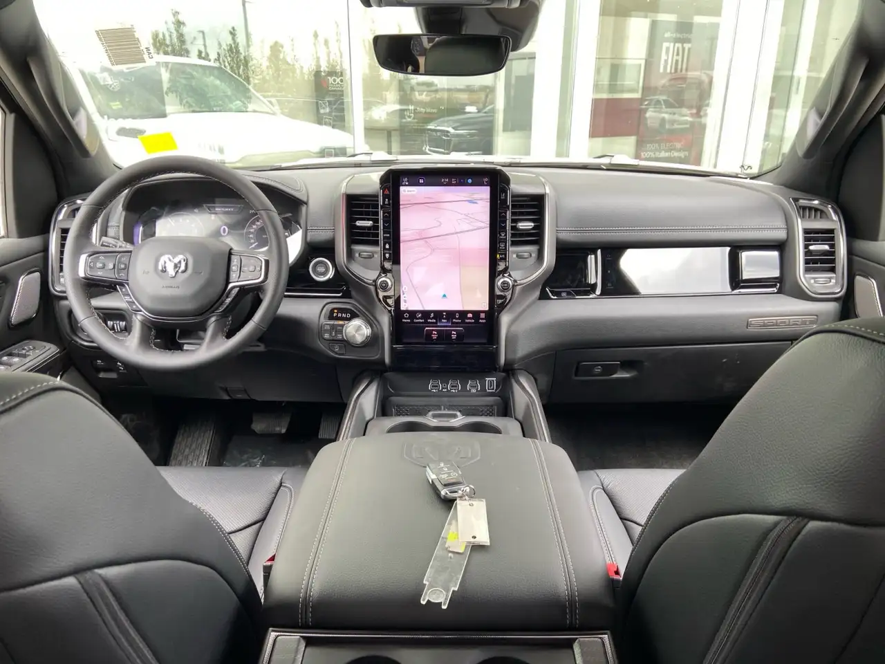 RAM 1500 снимка RAM 1500