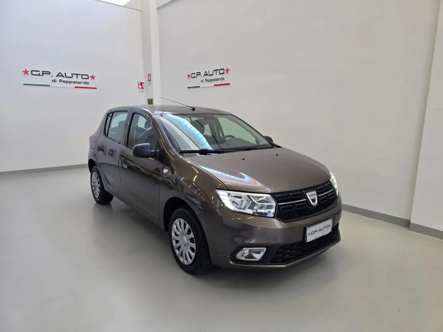 Dacia Sandero 1.0 SCe 12V 75CV Comfort Bronzo - 1