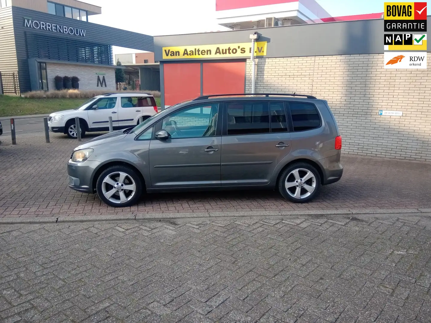 Volkswagen Touran 1.4 TSI Comfortline Grijs - 1