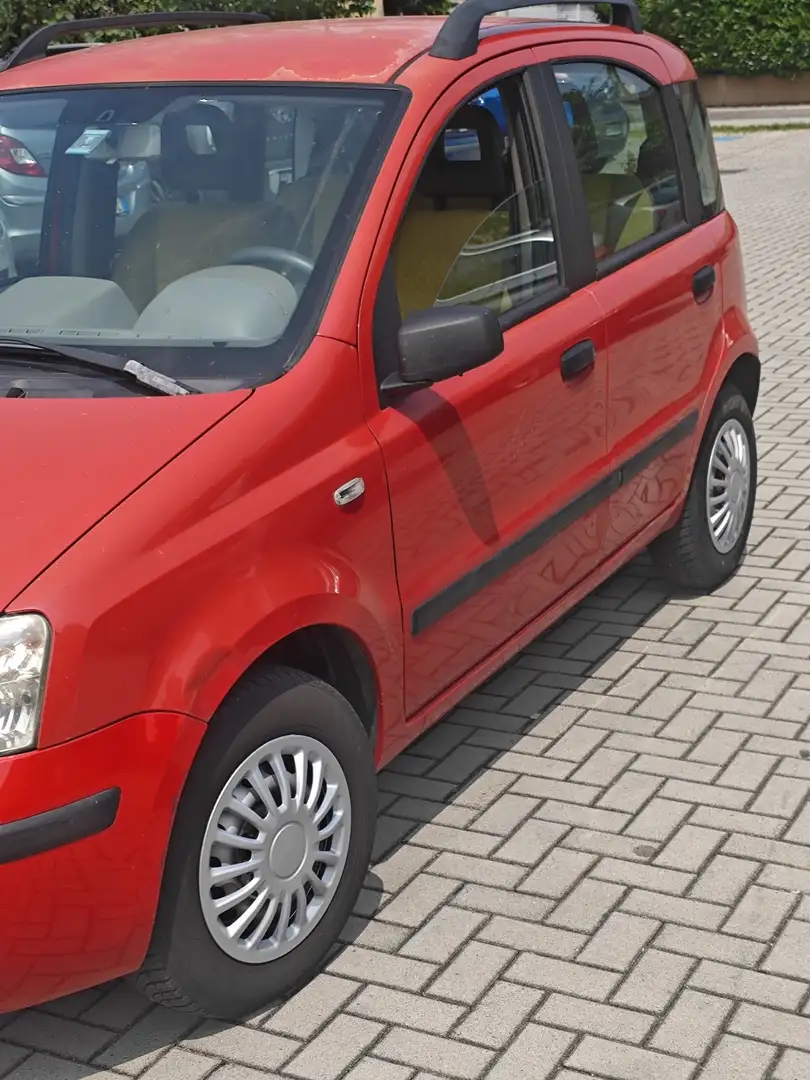 Fiat Panda 1.1 Activ automatica Czerwony - 1