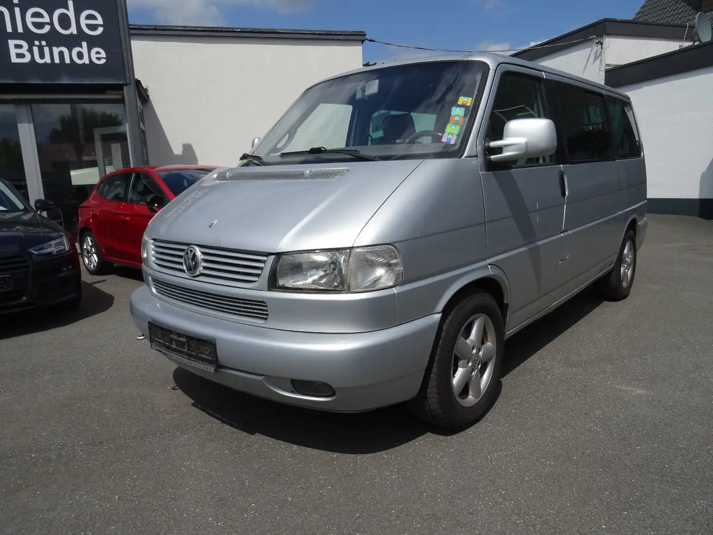 Volkswagen T4 Caravelle 2.8 V6 Automatik 7Sitze AHK LPG Gas Silber - 1