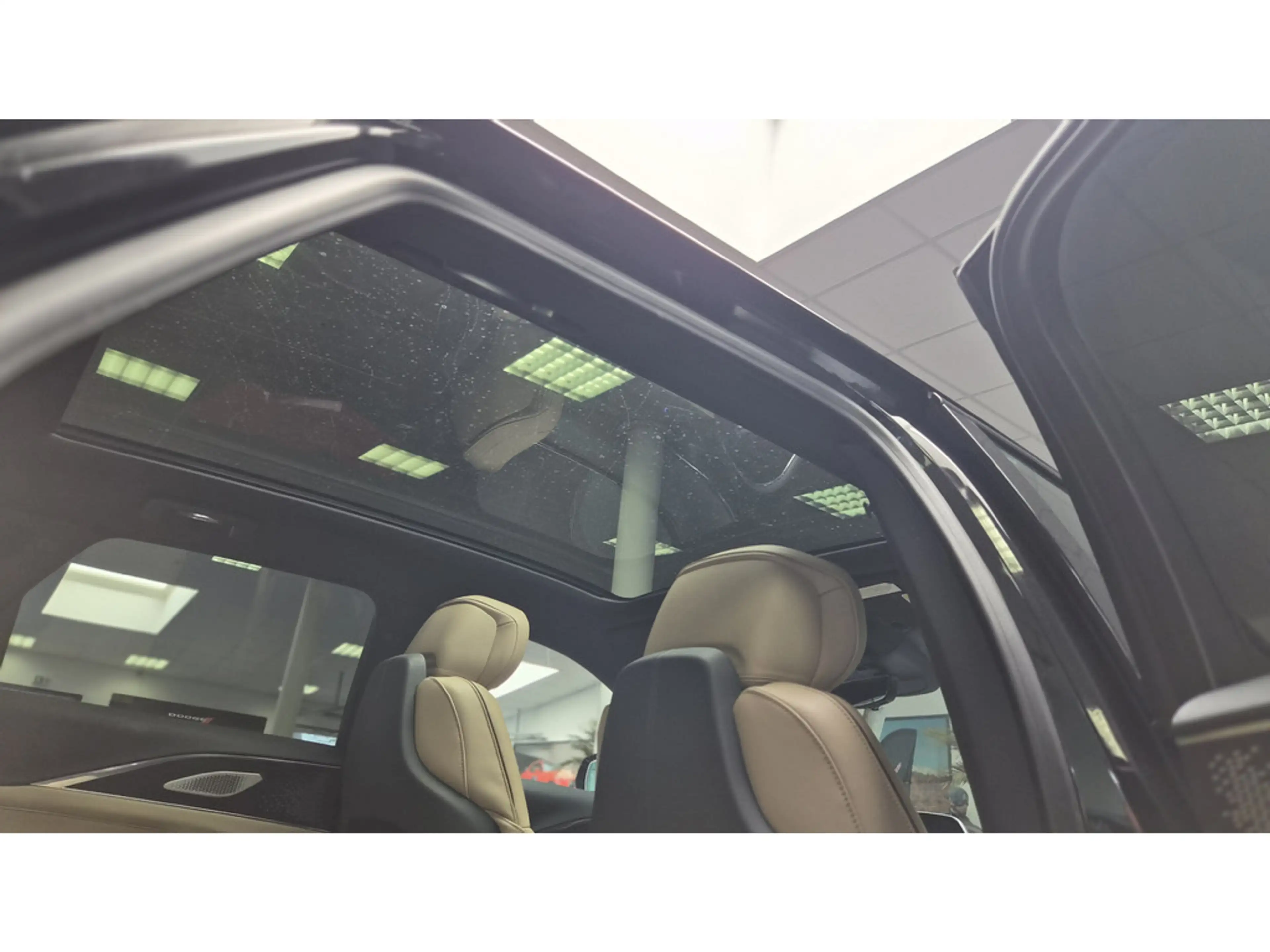 Cadillac Lyriq 388 kW AWD Sport AWD 21"Leder AKG-Sound — photo 18