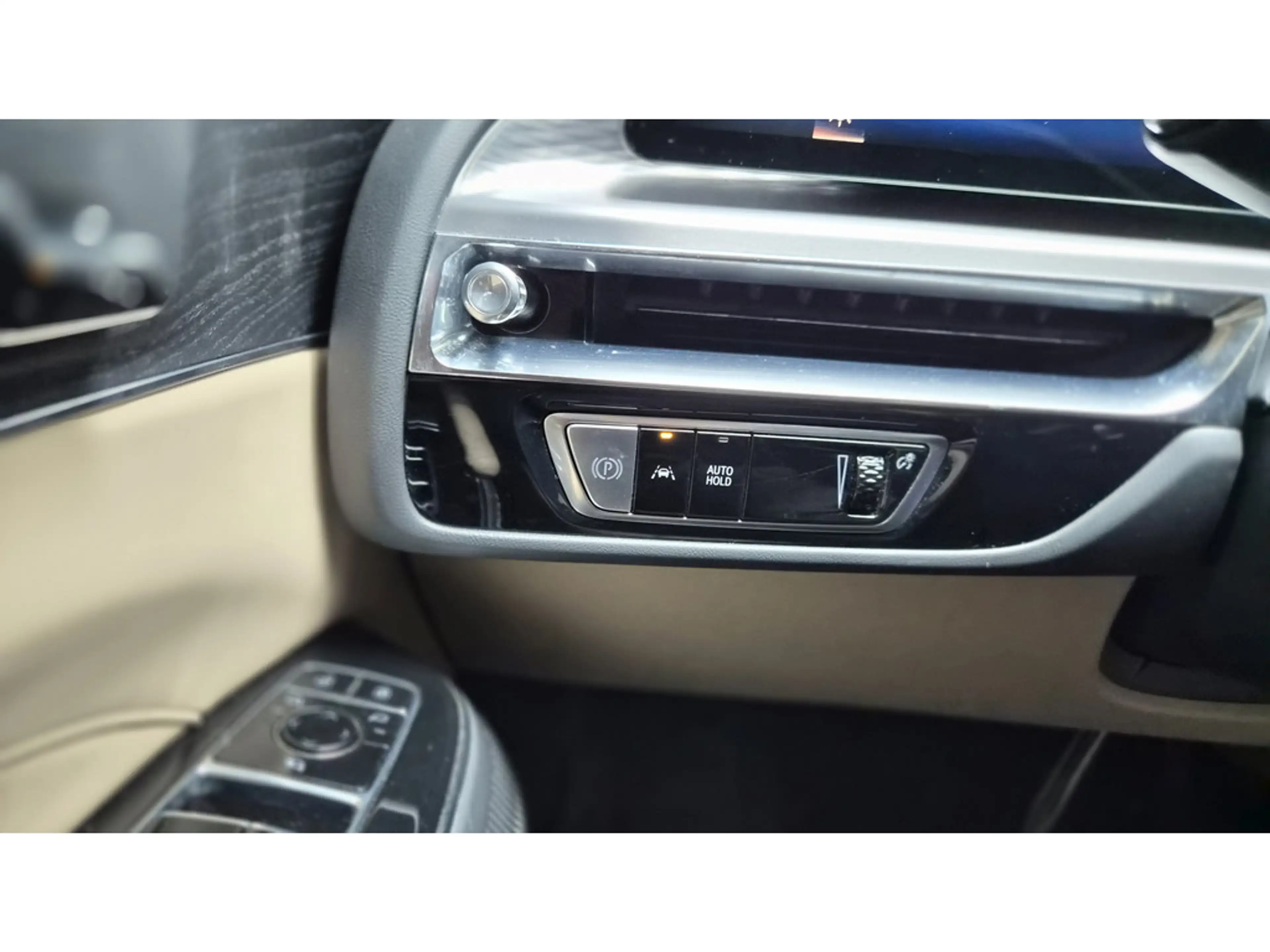 Cadillac Lyriq 388 kW AWD Sport AWD 21"Leder AKG-Sound — photo 38