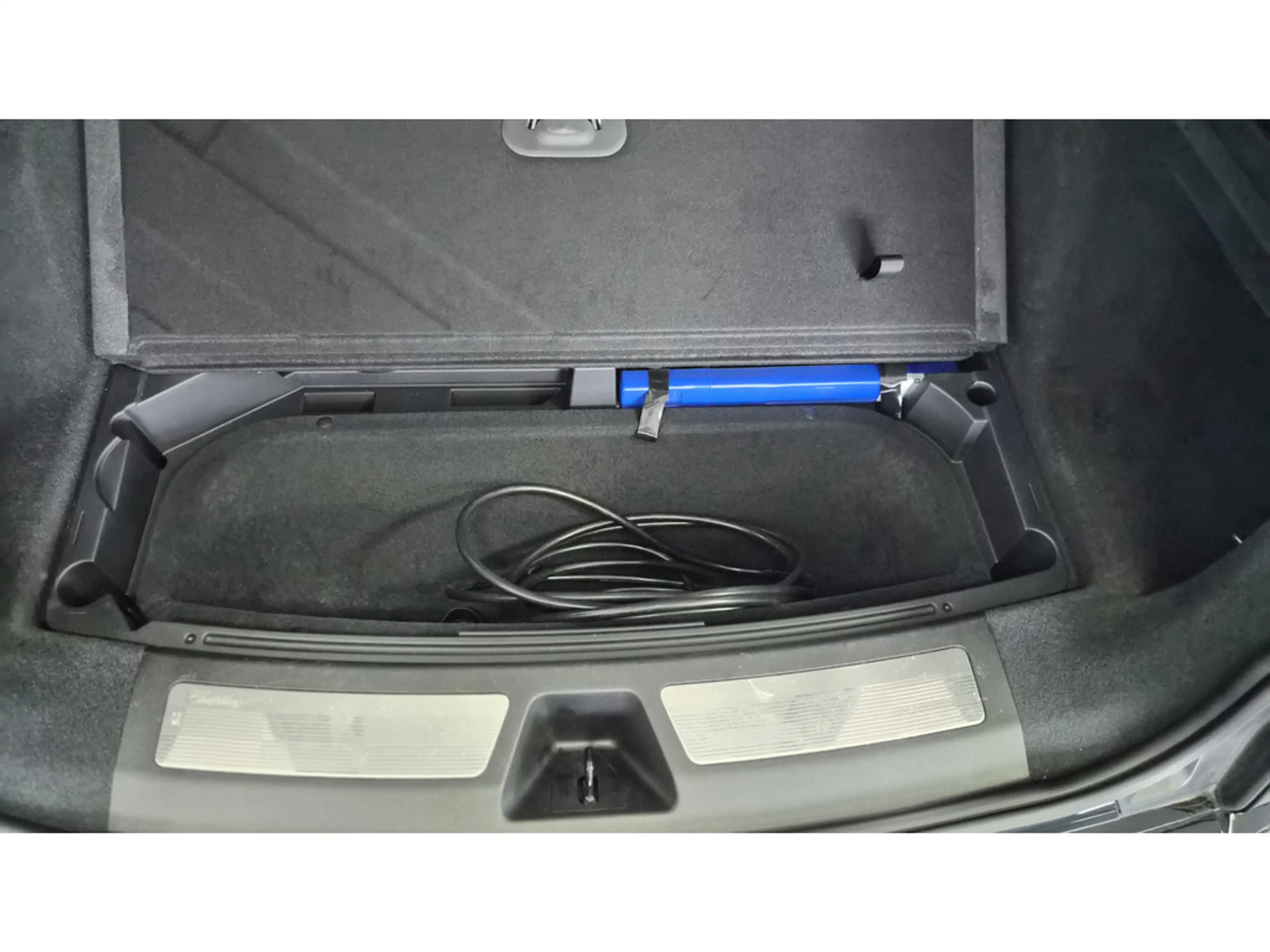 Cadillac Lyriq 388 kW AWD Sport AWD 21"Leder AKG-Sound — photo 21