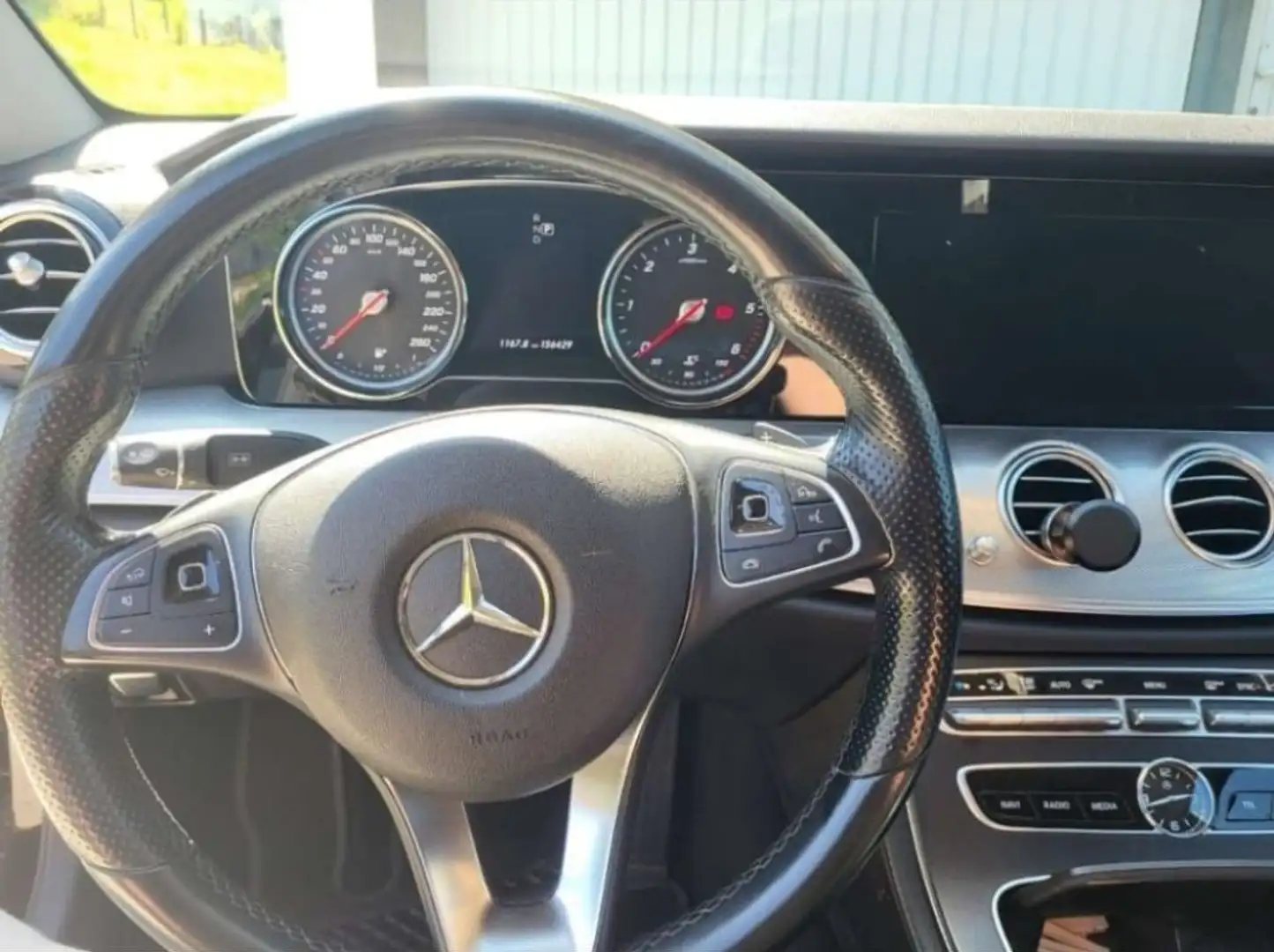 Mercedes-Benz 220 - 2