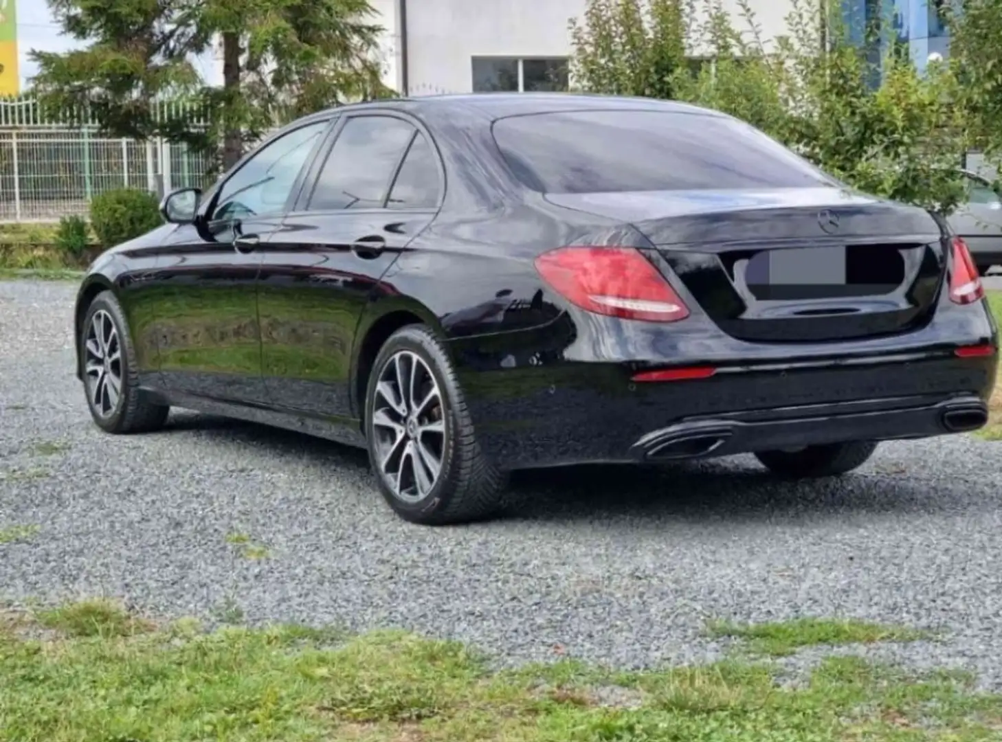 Mercedes-Benz 220 - 1