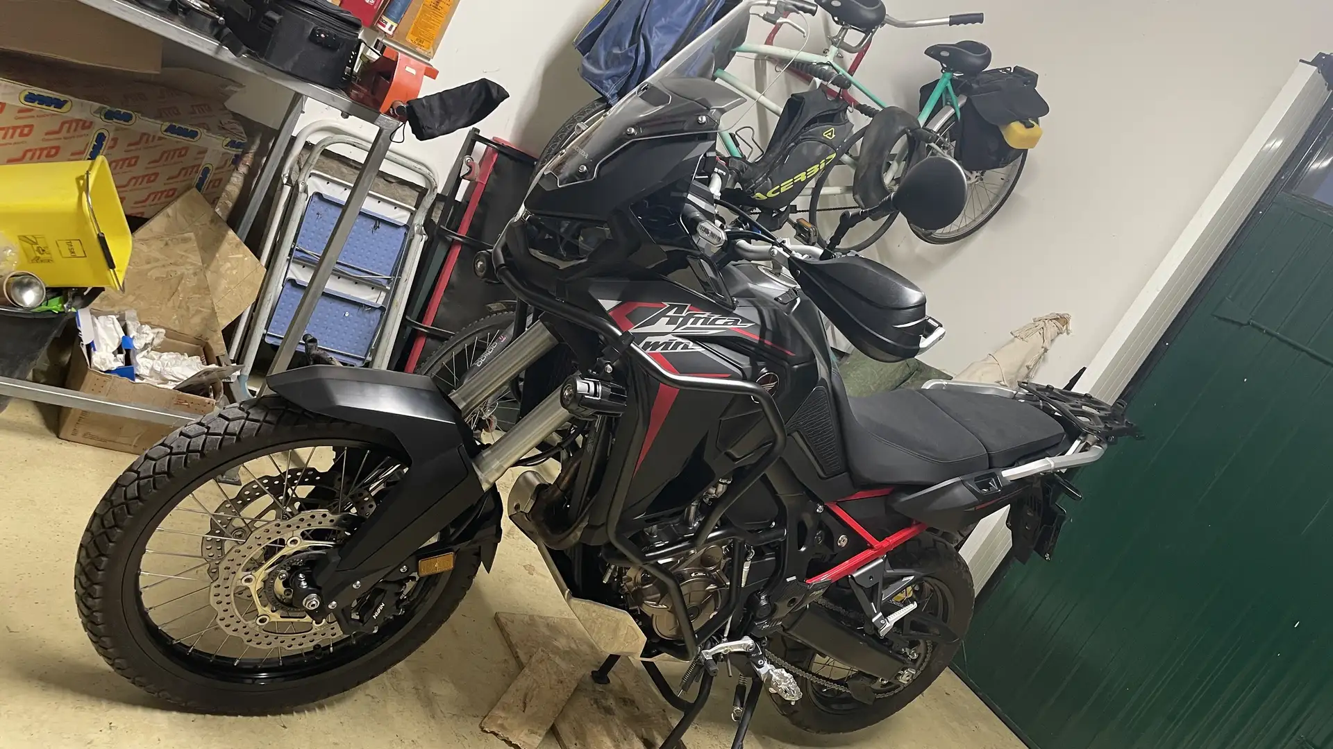 Honda CRF 1100 - 1