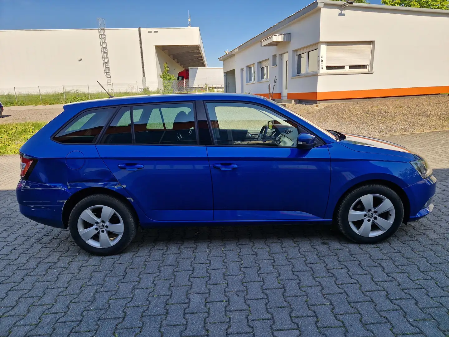 Skoda Fabia 1.2 TSI Combi Bleu - 2