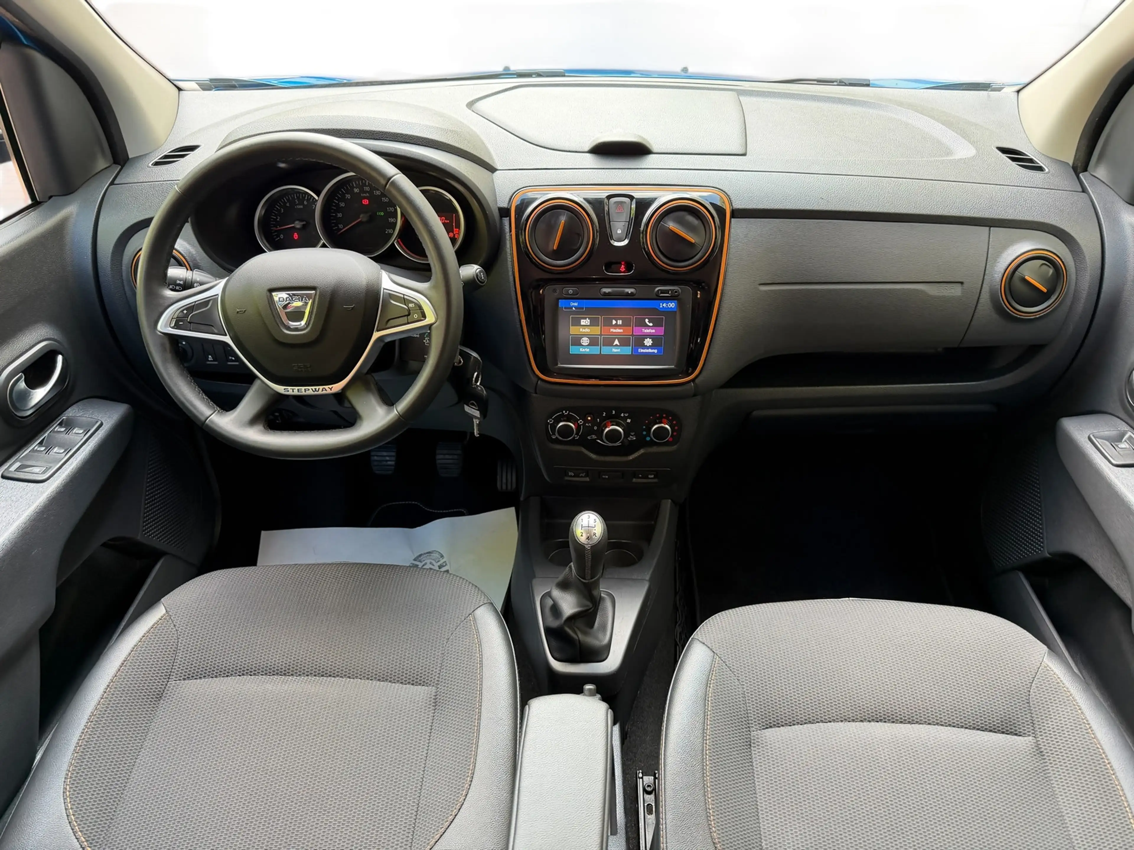 Dacia Lodgy Stepway Celebration *CAM*Navi*Klima* — photo 13