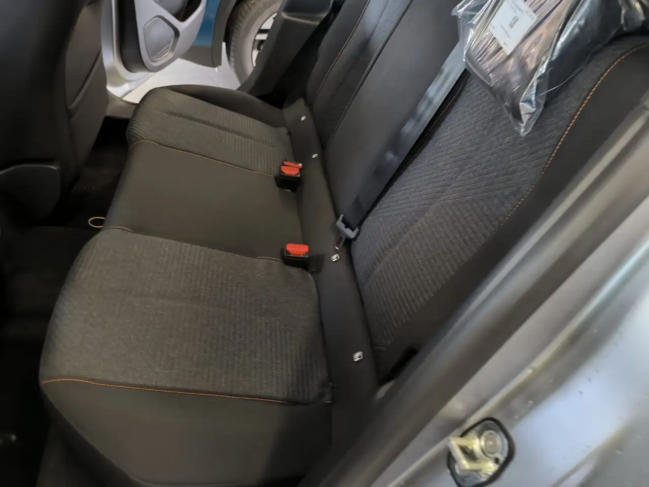 Peugeot 208 1.2 STYLE 100 CV 16