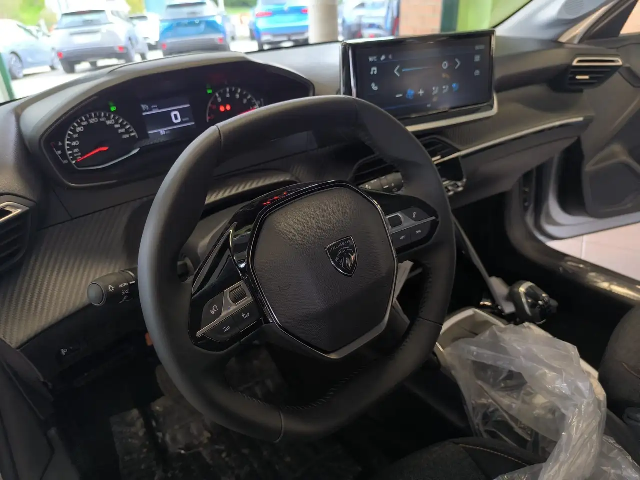 Peugeot 208 1.2 STYLE 100 CV 10