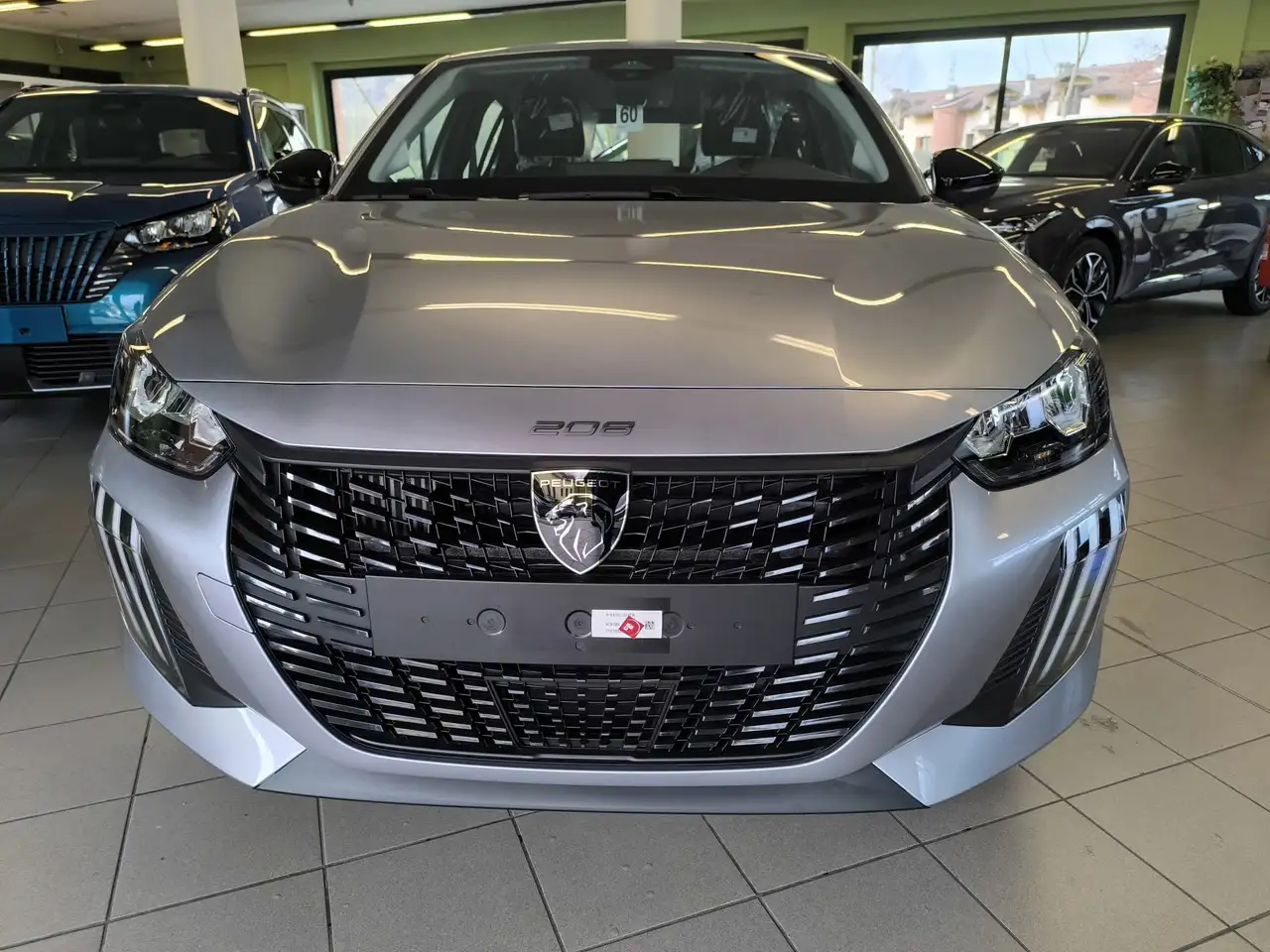 Peugeot 208 1.2 STYLE 100 CV 3
