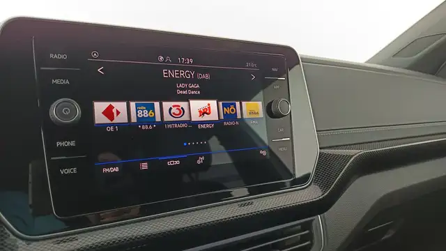 Volkswagen T-Cross view 8
