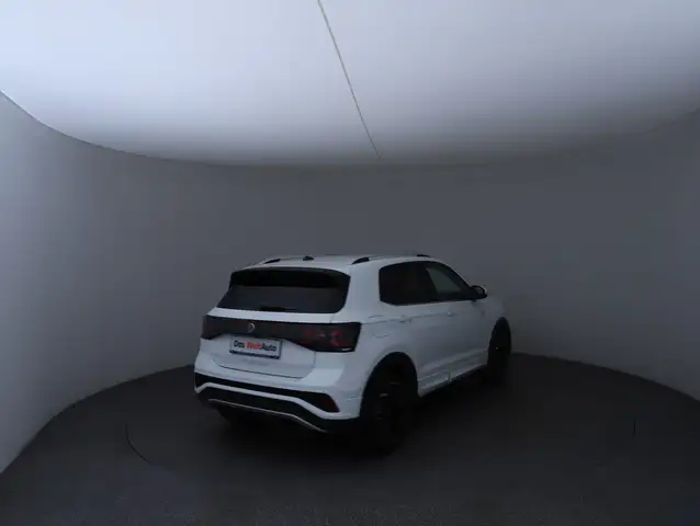 Volkswagen T-Cross view 4