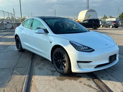  2019 Tesla Model 3 Mid Range RWD   