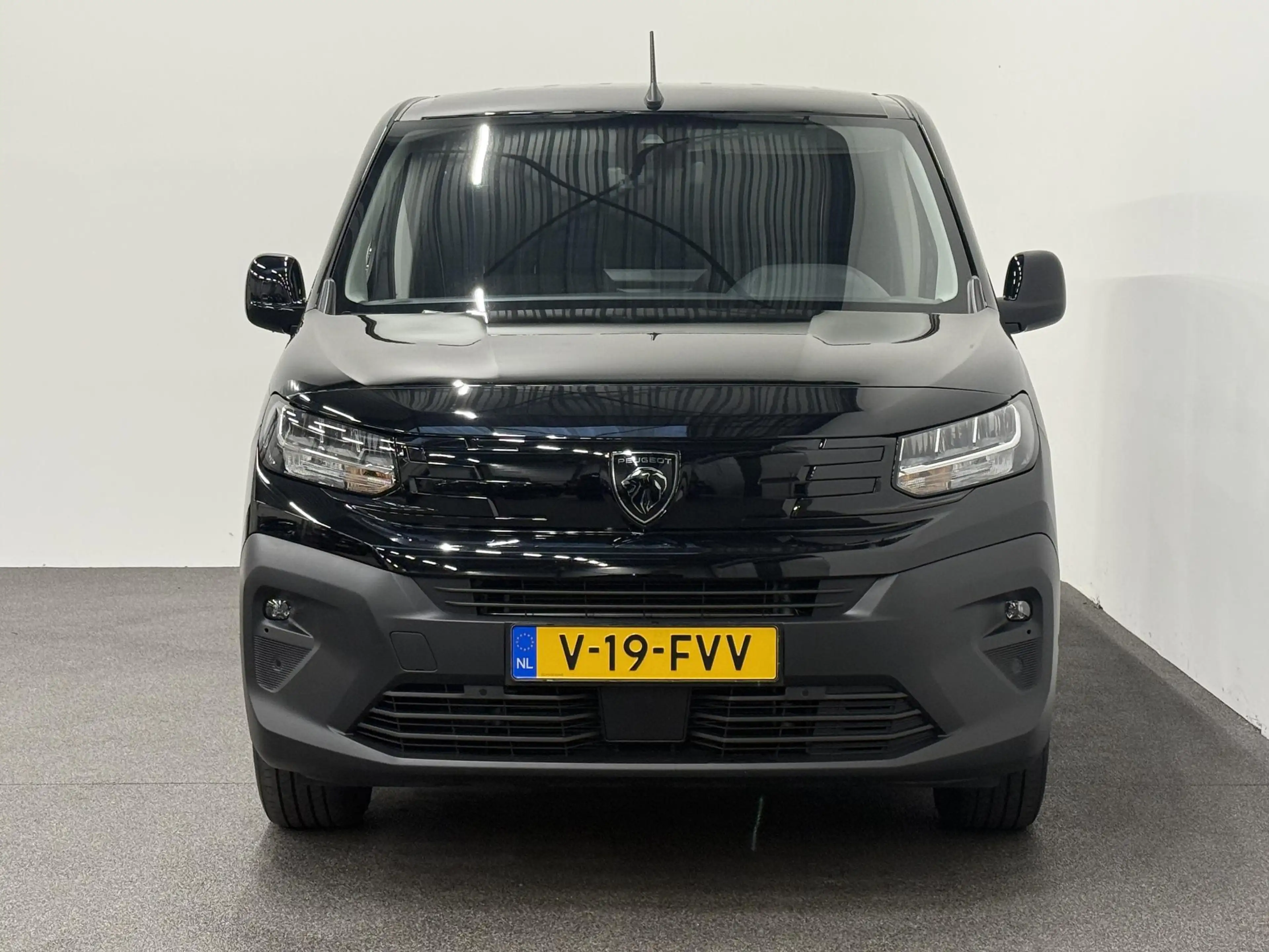 Peugeot Partner 1.5 BlueHDi 130pk L2 Automaat Navigatie Airco Crui — photo 10